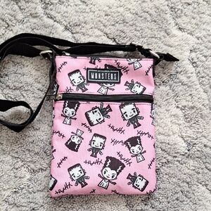 Hot Topic Universal Monsters Xbody Passport Bag EUC